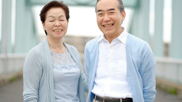 楽しいから笑うのでななく、笑うから楽しい。