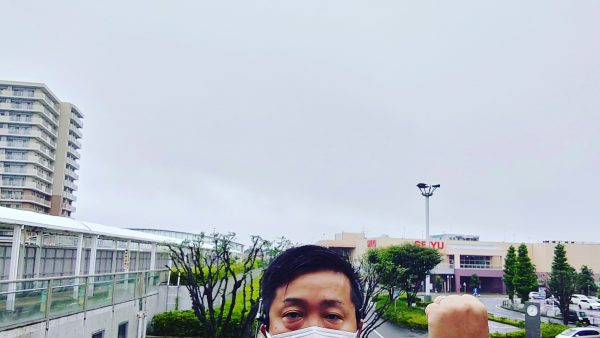 ひたち野うしく駅にて、誰のための政治家を問う