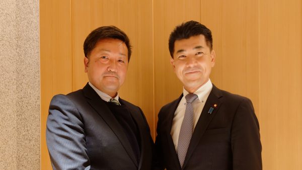 泉健太政調会長と懇談