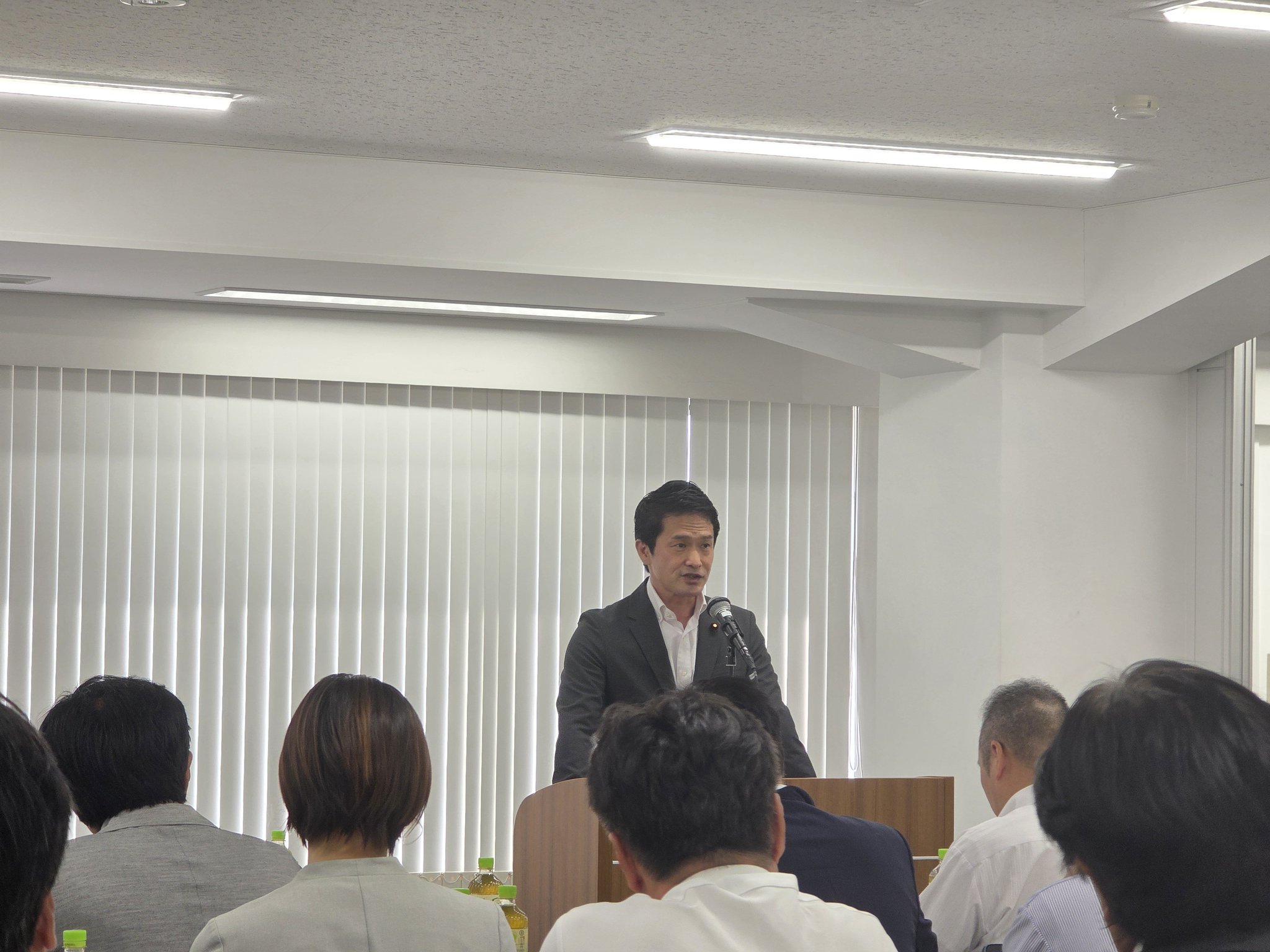 意見交換会の会場にて。